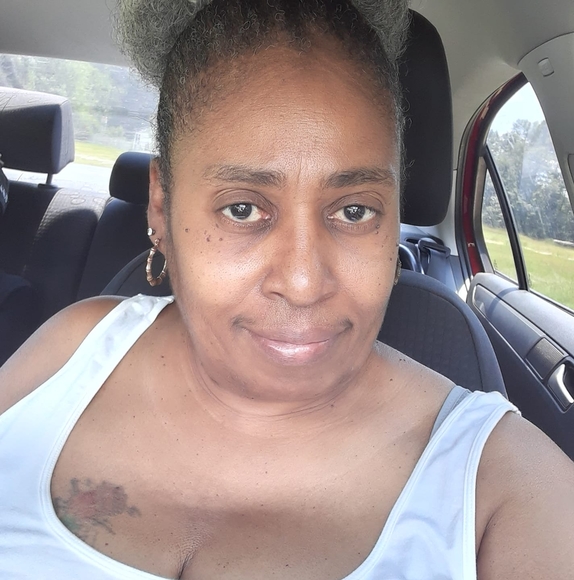 Ernestine Samuels-green - Poshmark Profile Picture of Ernestine Samuels-green (@ladylibra819) on Poshmark