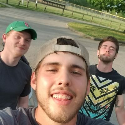 Profile Picture of Daniel J. Bussell (@Im_Comin_Up) on Twitter
