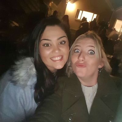 Profile Picture of Rebbecca (@becca_page1) on Twitter