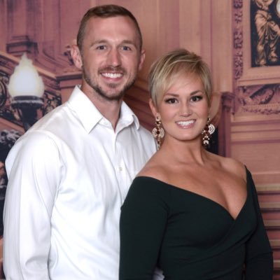 Profile Picture of Meredith Reeves (@Meredit02586167) on Twitter