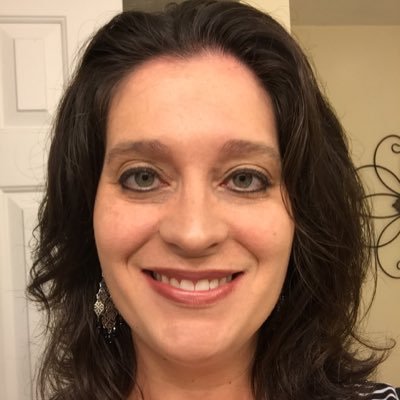 Profile Picture of Gena Edwards (@G3naEdwards) on Twitter