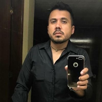 Profile Picture of Carlos Lin🎗res Mdza. (@carlos_linares) on Twitter