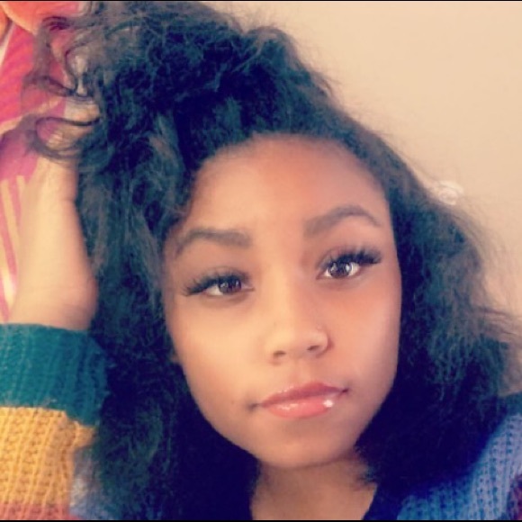 Profile Picture of Aaliyah Ginyard (@aaliyahjeanette) on Poshmark