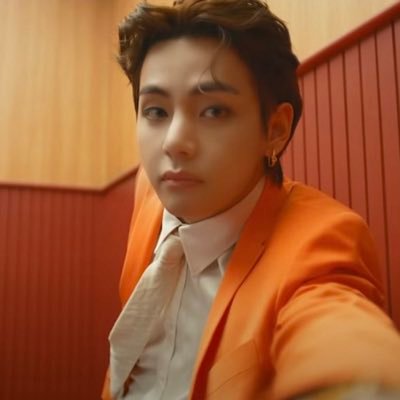Moonie  🥺 - Twitter Profile Picture of Moonie  🥺 (@M0ONiSMS) on Twitter