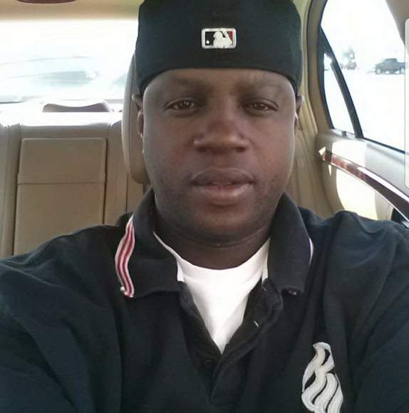 Davin Thurmond - Poshmark Profile Picture of Davin Thurmond (@davin400) on Poshmark