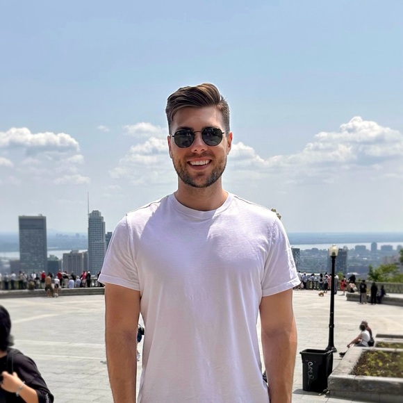 Profile Picture of Kristian Gottfredsen (@kristian39) on Poshmark