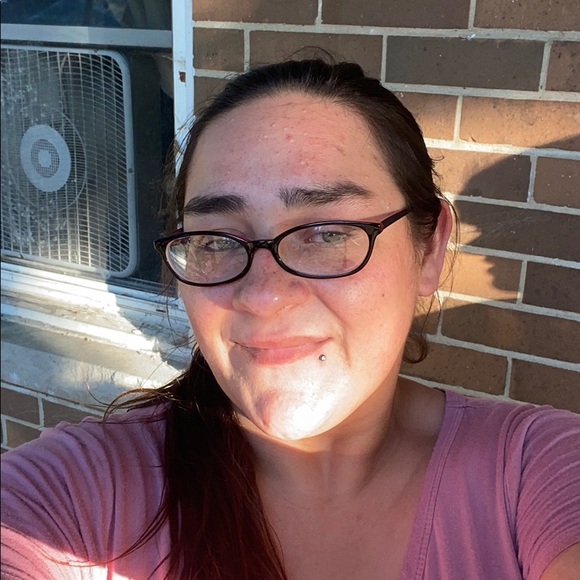 Profile Picture of Dawn Schwittay (@dawnschwittay) on Poshmark