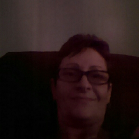 Profile Picture of Jackie Deblass (@jdeblass) on Poshmark