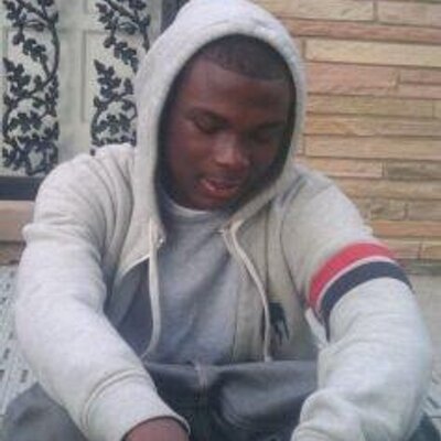 Profile Picture of Damien Turner (@DamienRich) on Twitter