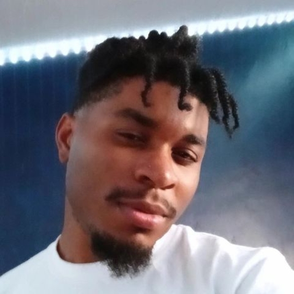 Profile Picture of Lamarcus Butler (@lamarcusbutler) on Poshmark