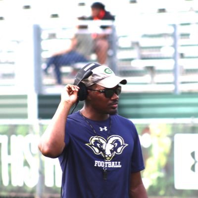 Profile Picture of Santavious Bryant (@coach_SB21) on Twitter