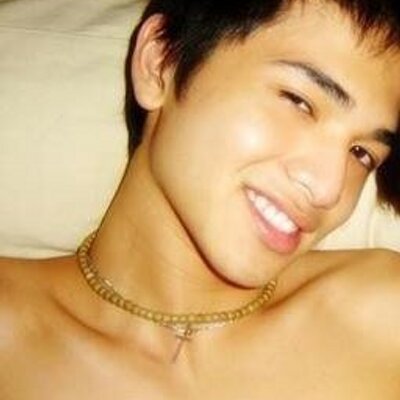 Profile Picture of Robert Velarde (@rob_choi) on Twitter