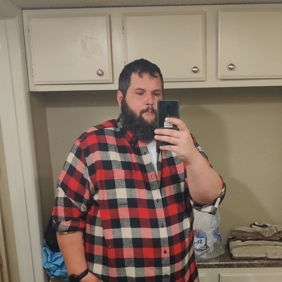 Profile Picture of Jeffrey Forrester (@bud_smoker3) on Poshmark