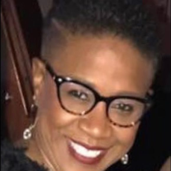 Profile Picture of Candy Moore (@lotusblooms) on Poshmark