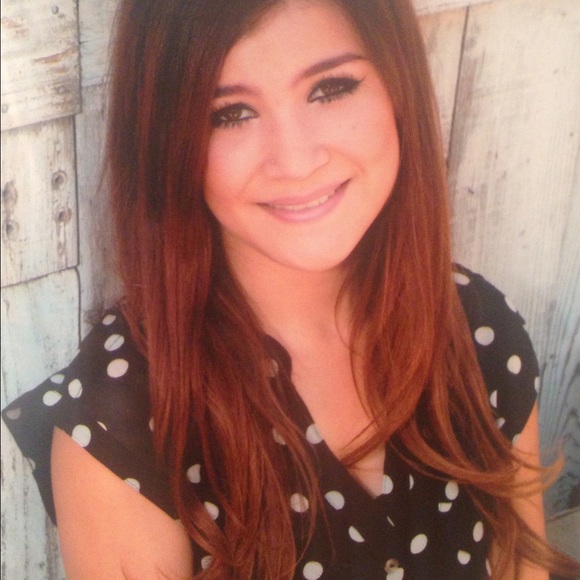 Profile Picture of Jessica Schaller (@lushmark) on Poshmark