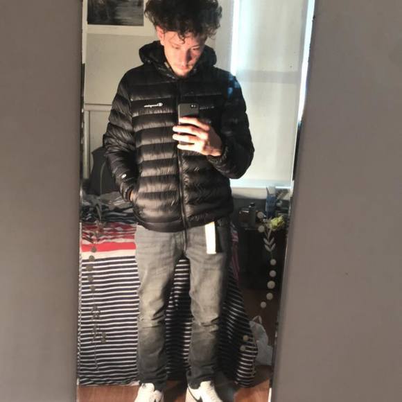 Profile Picture of Adam Marin (@volumebmx9998) on Poshmark