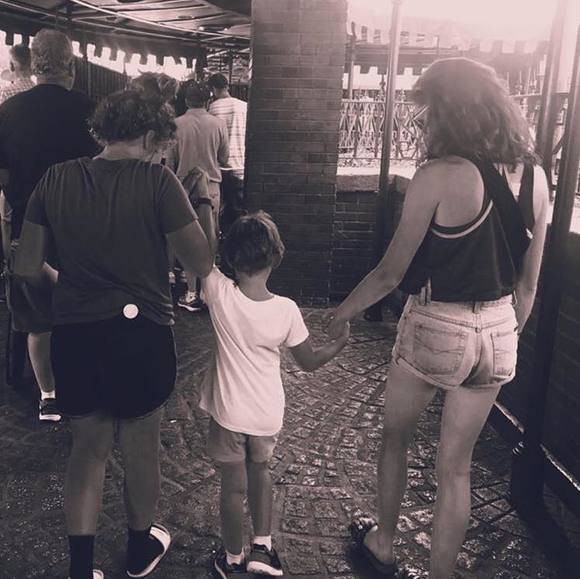 Profile Picture of Isabelle Mannke (@izzybugz123) on Poshmark