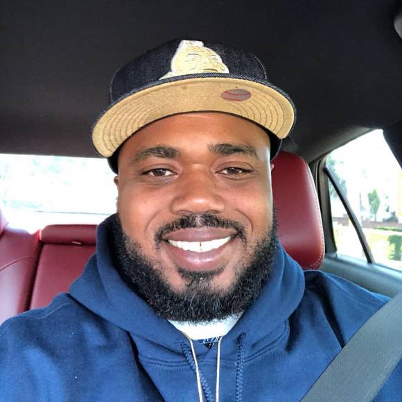 Profile Picture of Kenneth Willis (@kwilli52) on Poshmark