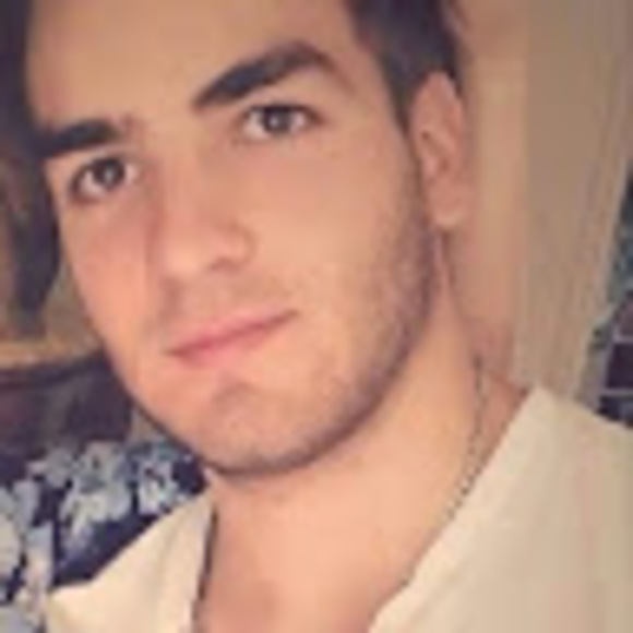 Profile Picture of Aurelien Bouis (@aurelienbouis) on Poshmark