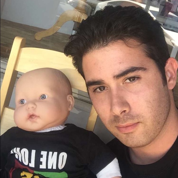 Profile Picture of Josh Rees (@unclebuckasfuck) on Poshmark