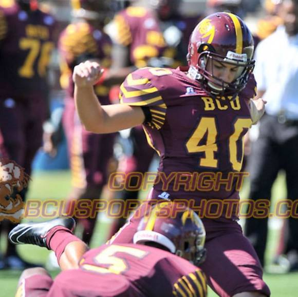 Profile Picture of Benjamin Noboa (@bennoboa) on Poshmark