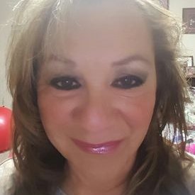 Profile Picture of Laurie Andersen (@LaurieAnd7) on Twitter