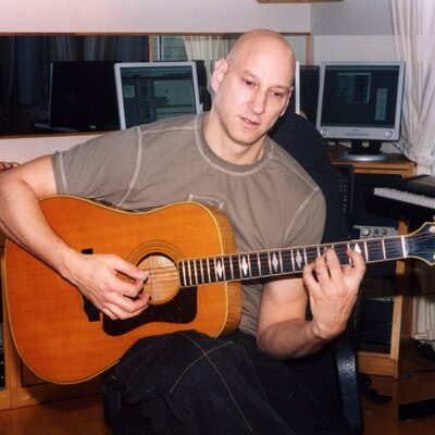 Profile Picture of Howard Temple (@HowardTemple) on Twitter