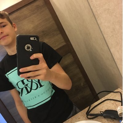 Profile Picture of Joseph Brogan (@joseph189729768) on Twitter