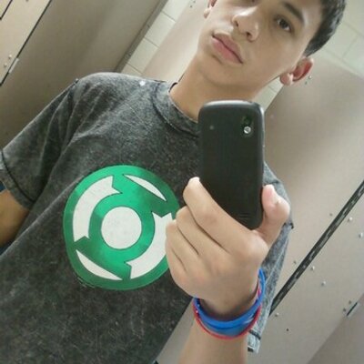 Profile Picture of Matthew D. Acevedo (@acevedo_matthew) on Twitter