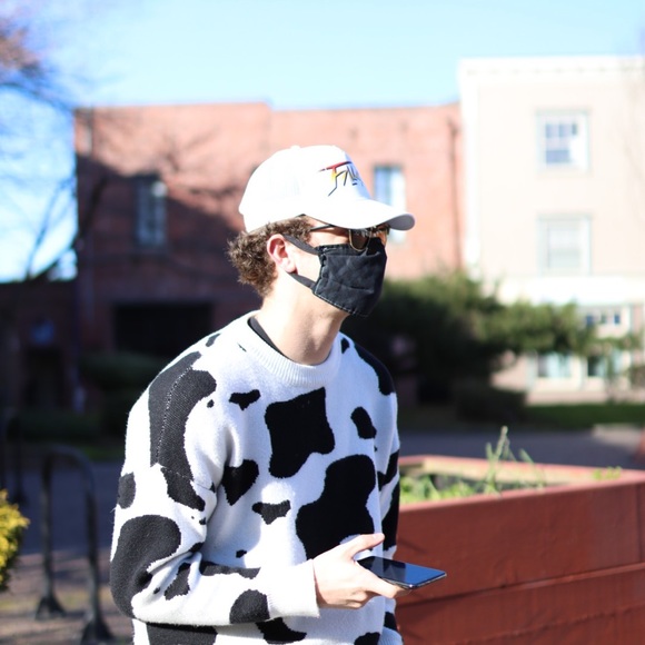 Profile Picture of Evan Blanchard (@evan0evan) on Poshmark