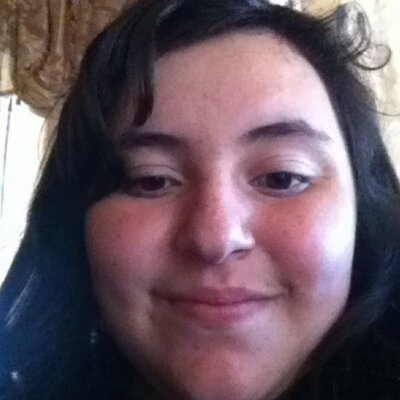 Profile Picture of Claudia Carvajal (@clacar16) on Twitter