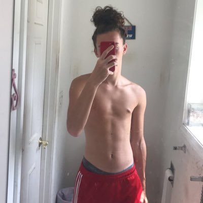 Keredsorieviv - Twitter Profile Picture of Keredsorieviv (@DerekViveiros1) on Twitter