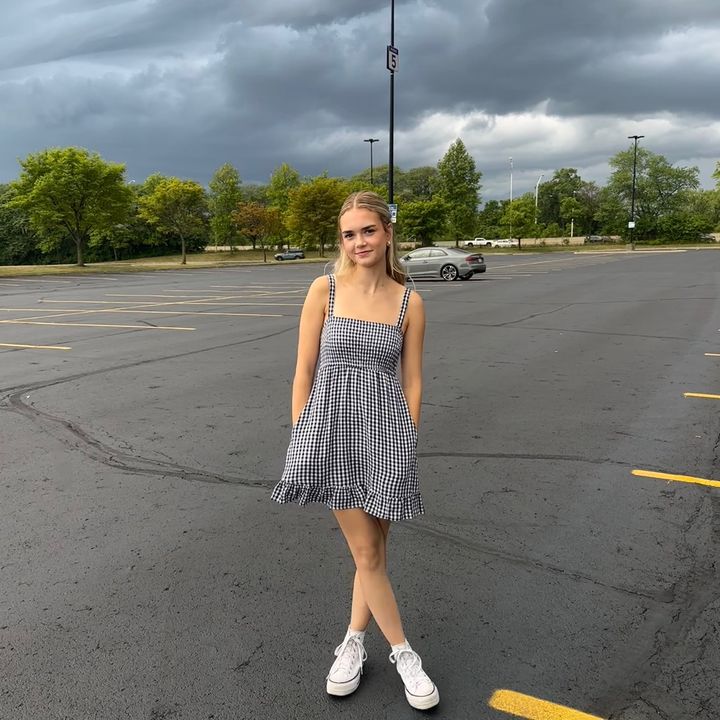 Profile Picture of heather (@heathernelll) on Tiktok
