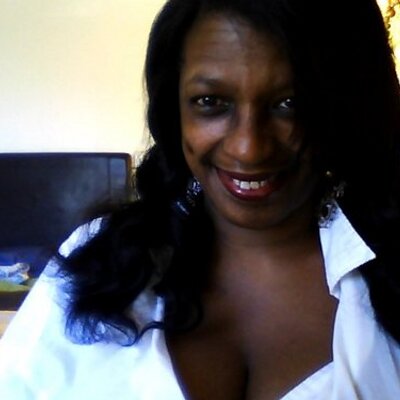 Profile Picture of Ann Bloom (@Slightlyteched) on Twitter