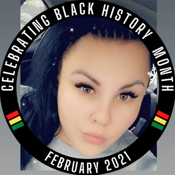 Profile Picture of Samantha Obright (@sobright527) on Poshmark