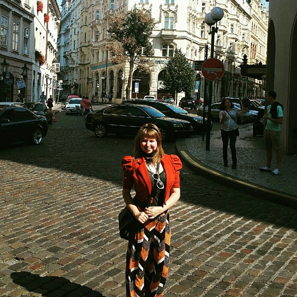 Natalia Ekisheva - Poshmark Profile Picture of Natalia Ekisheva (@terpsi) on Poshmark