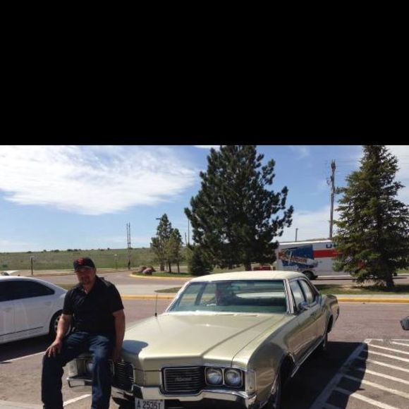 Profile Picture of Alan Arambula (@alanarambula2) on Poshmark