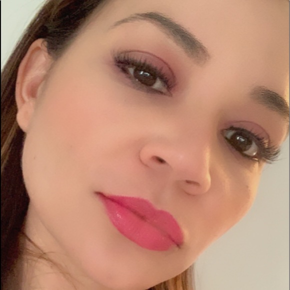 Profile Picture of Agri Berberian (@arod425739) on Poshmark