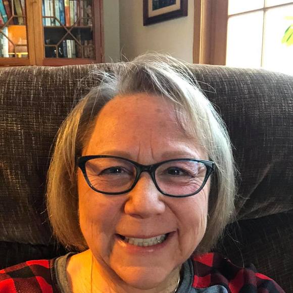 Profile Picture of Nancy Sonsthagen lehman (@wavebiff) on Poshmark