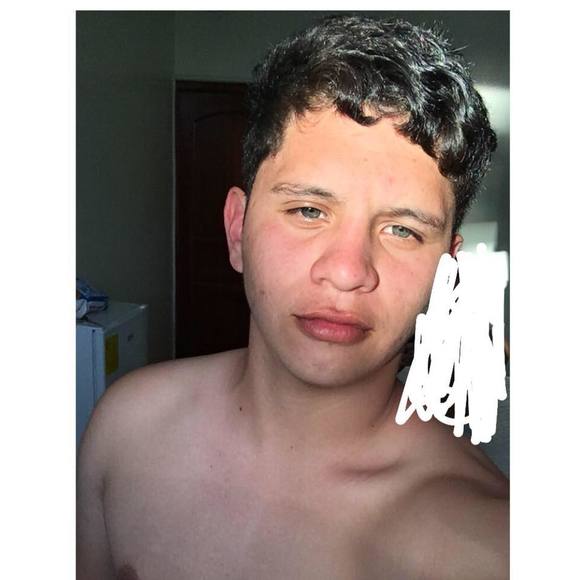 Profile Picture of Luis emilio Granda (@luis_cr) on Poshmark