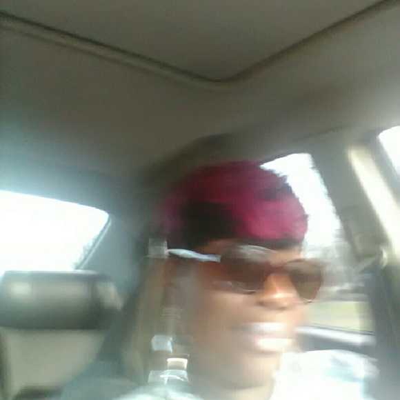 Profile Picture of Sharita Roberts (@sharitarob24) on Poshmark
