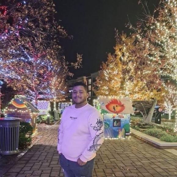 Profile Picture of Jose Alejandro (@jose_chele_32) on Poshmark