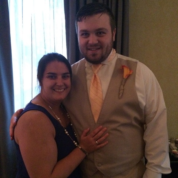 Profile Picture of Caitlyn Engelhardt (@cengelhardt28) on Poshmark