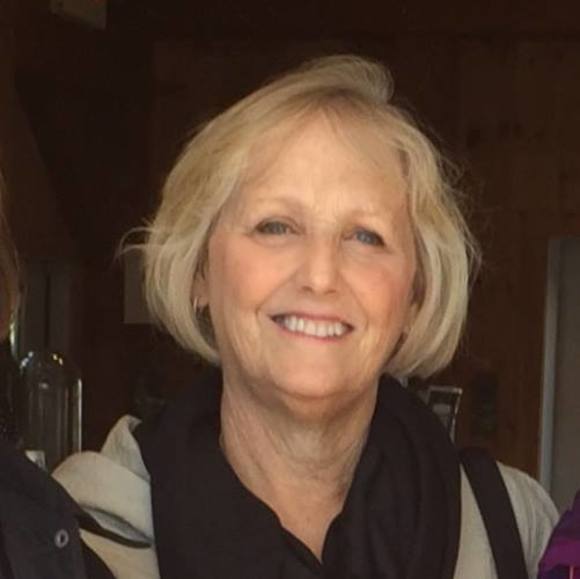 Profile Picture of Karen Paulick (@klpaulick75) on Poshmark