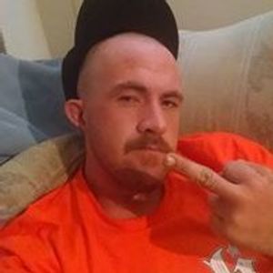 Profile Picture of Thomas Strong (@myhicksinsideyu) on Myspace