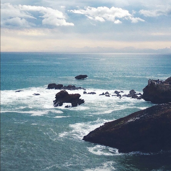 Profile Picture of Genevieve Lucaccini (@geni0385) on Poshmark