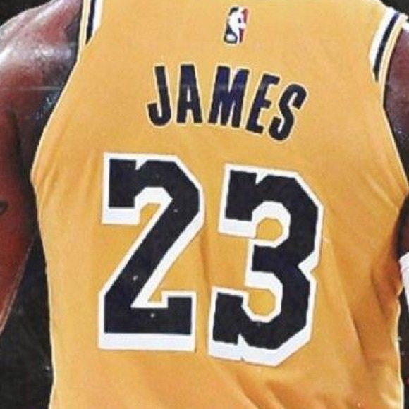 Profile Picture of Lebron James (@lebronjames211) on Poshmark