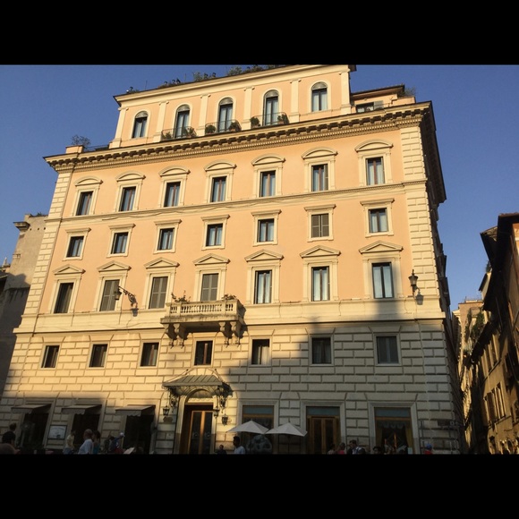 Profile Picture of Renee Muehling (@rmuehling) on Poshmark