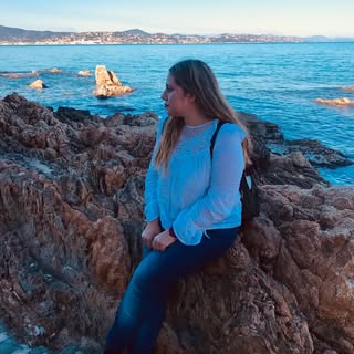 Profile Picture of Delfina (@delfinalvarez) on Instagram