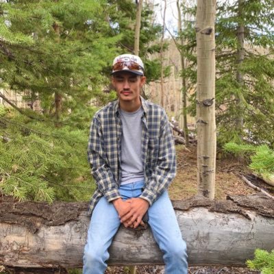 Profile Picture of Zach (@zach__hoffmann) on Twitter